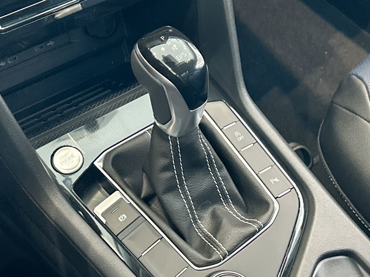 2025 Volkswagen Taos