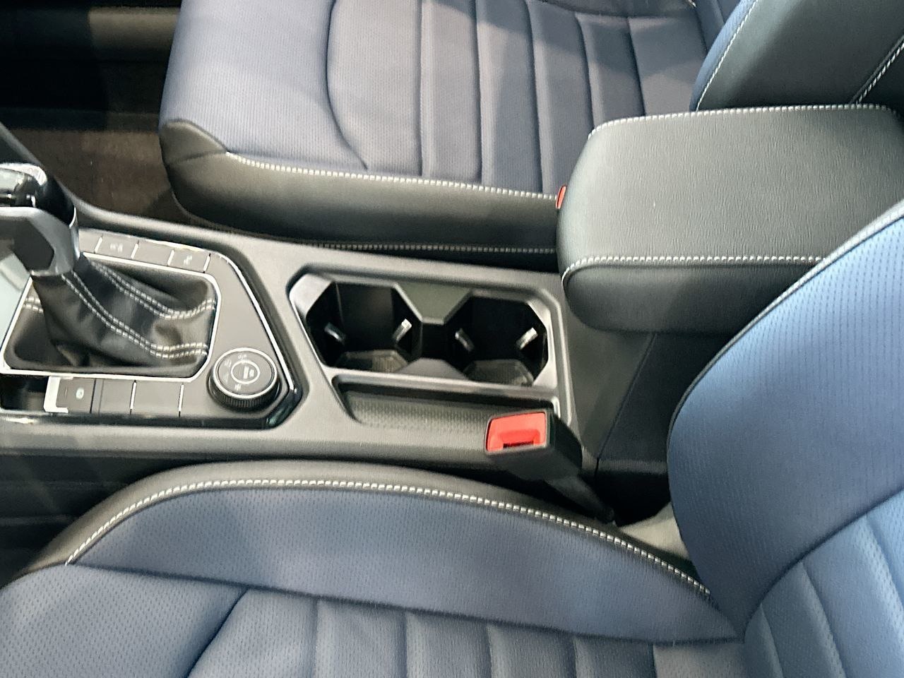 2025 Volkswagen Taos