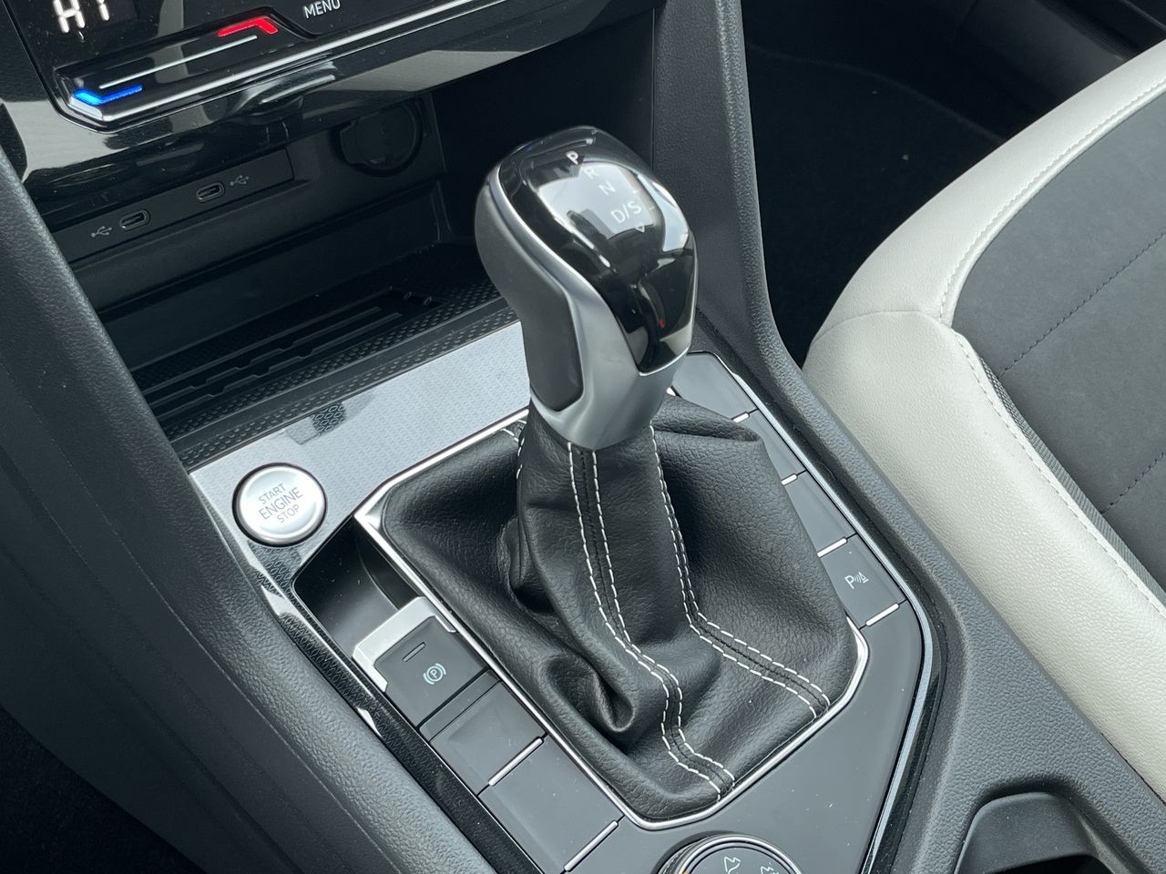 2025 Volkswagen Taos