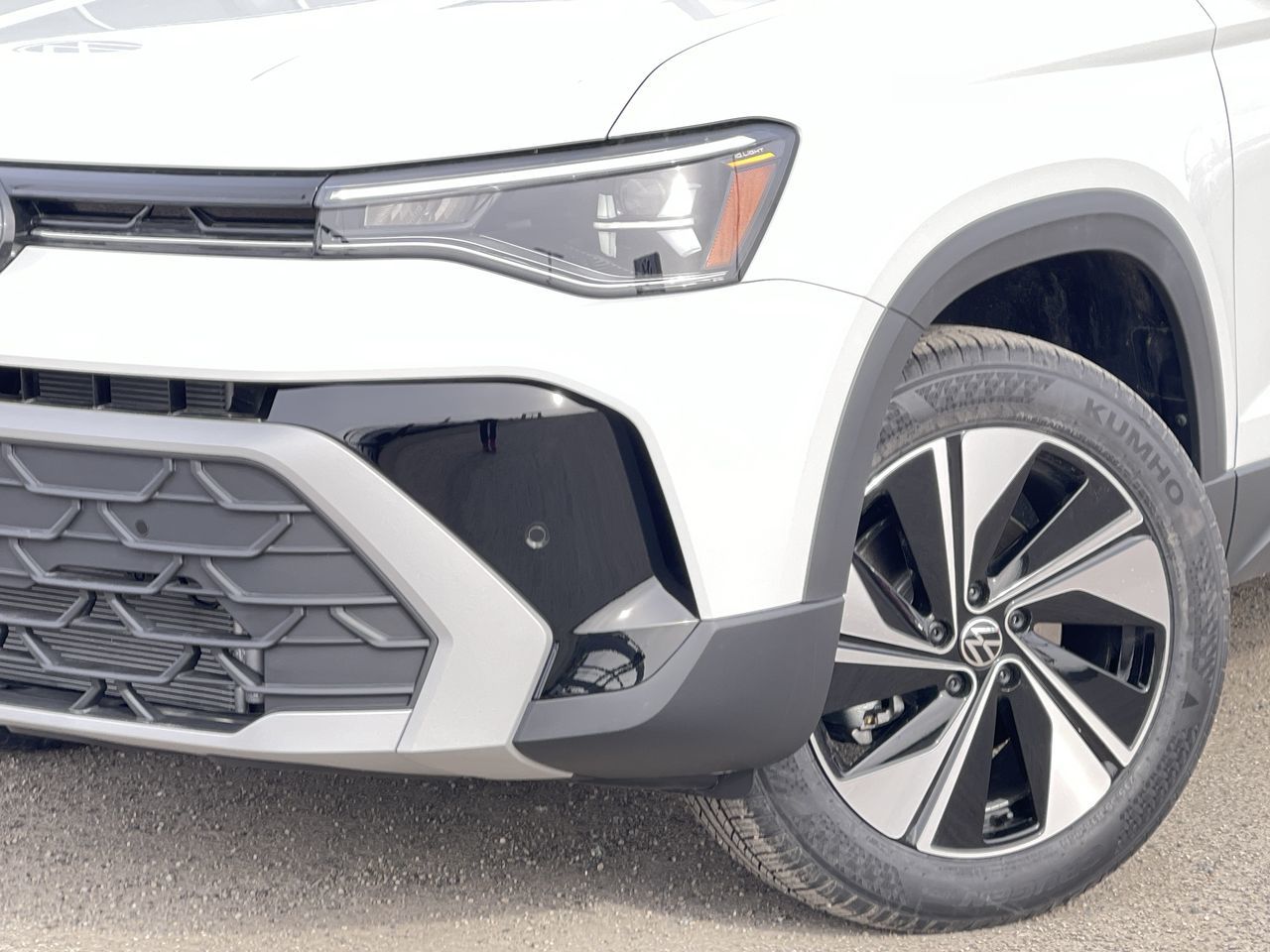 2025 Volkswagen Taos