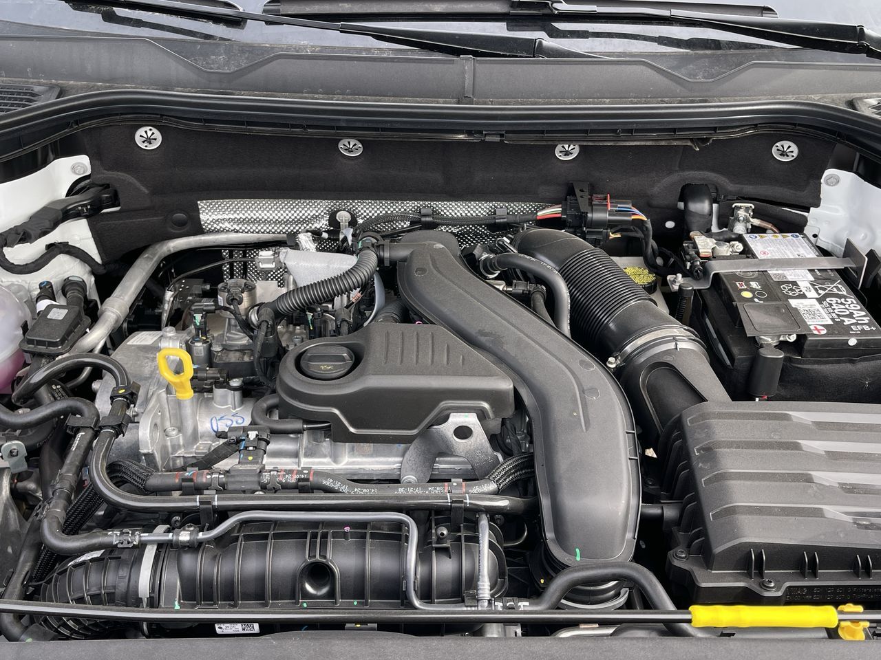 2025 Volkswagen Taos