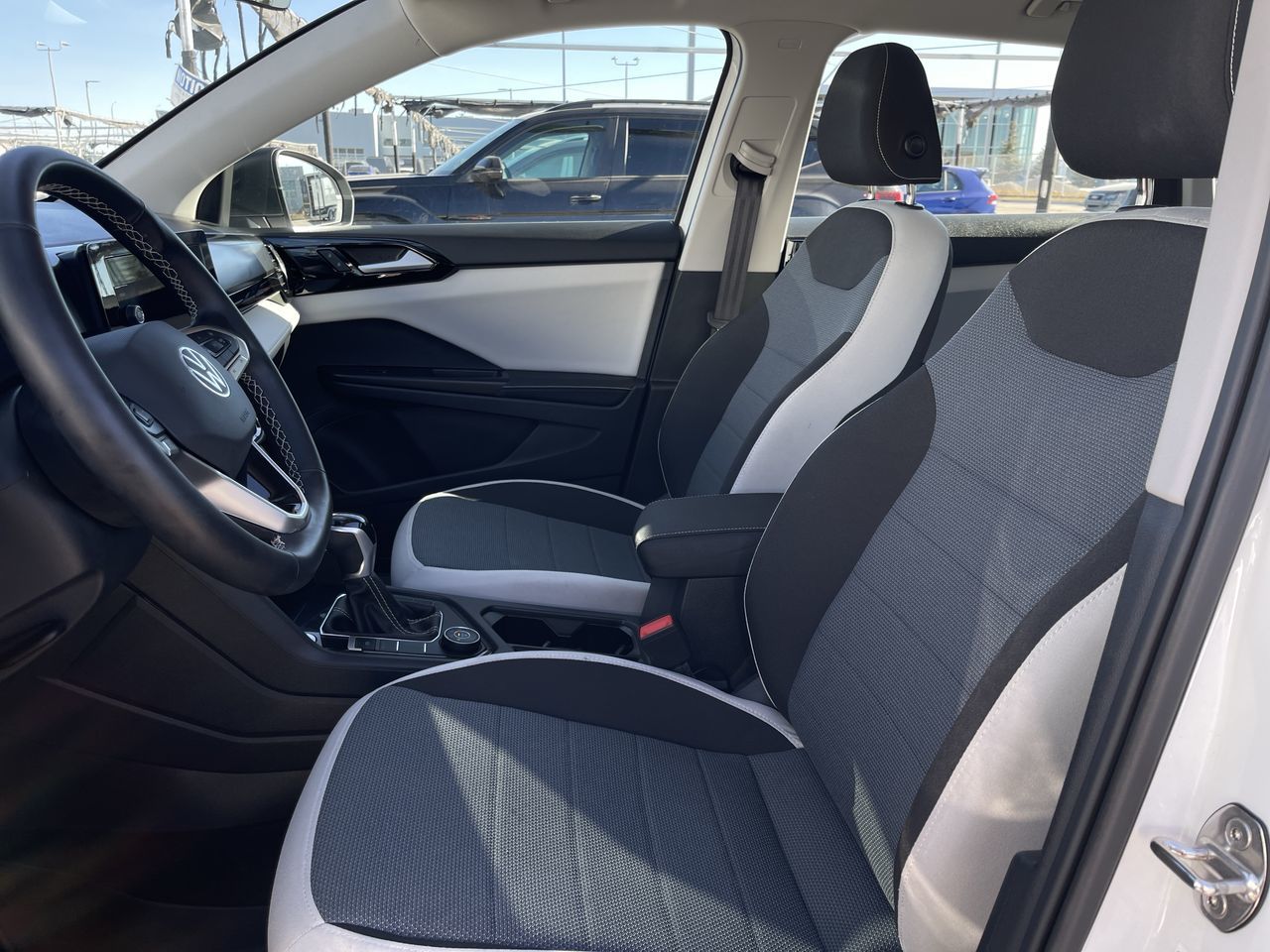 2025 Volkswagen Taos