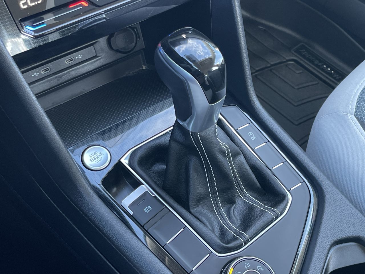 2025 Volkswagen Taos