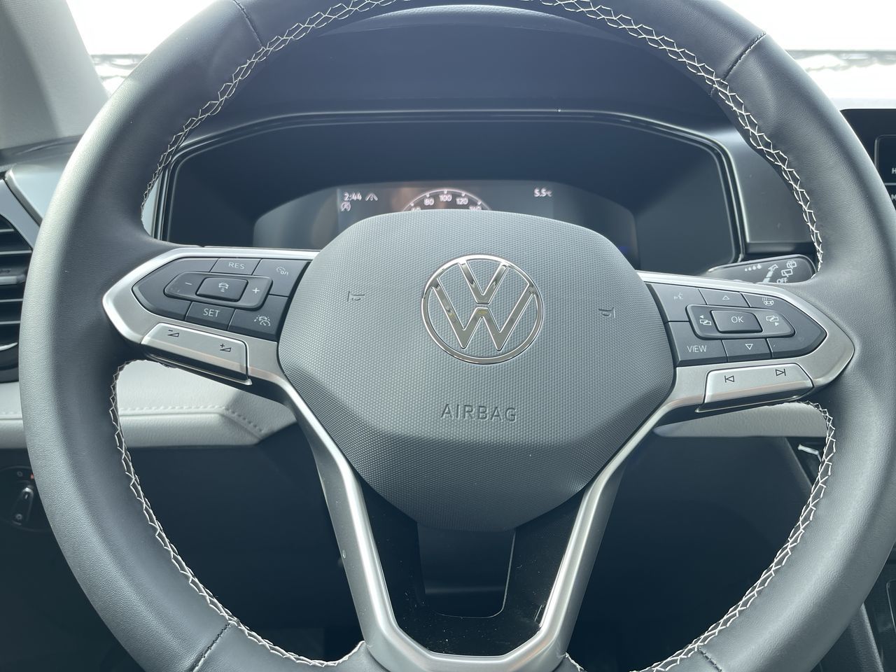 2025 Volkswagen Taos