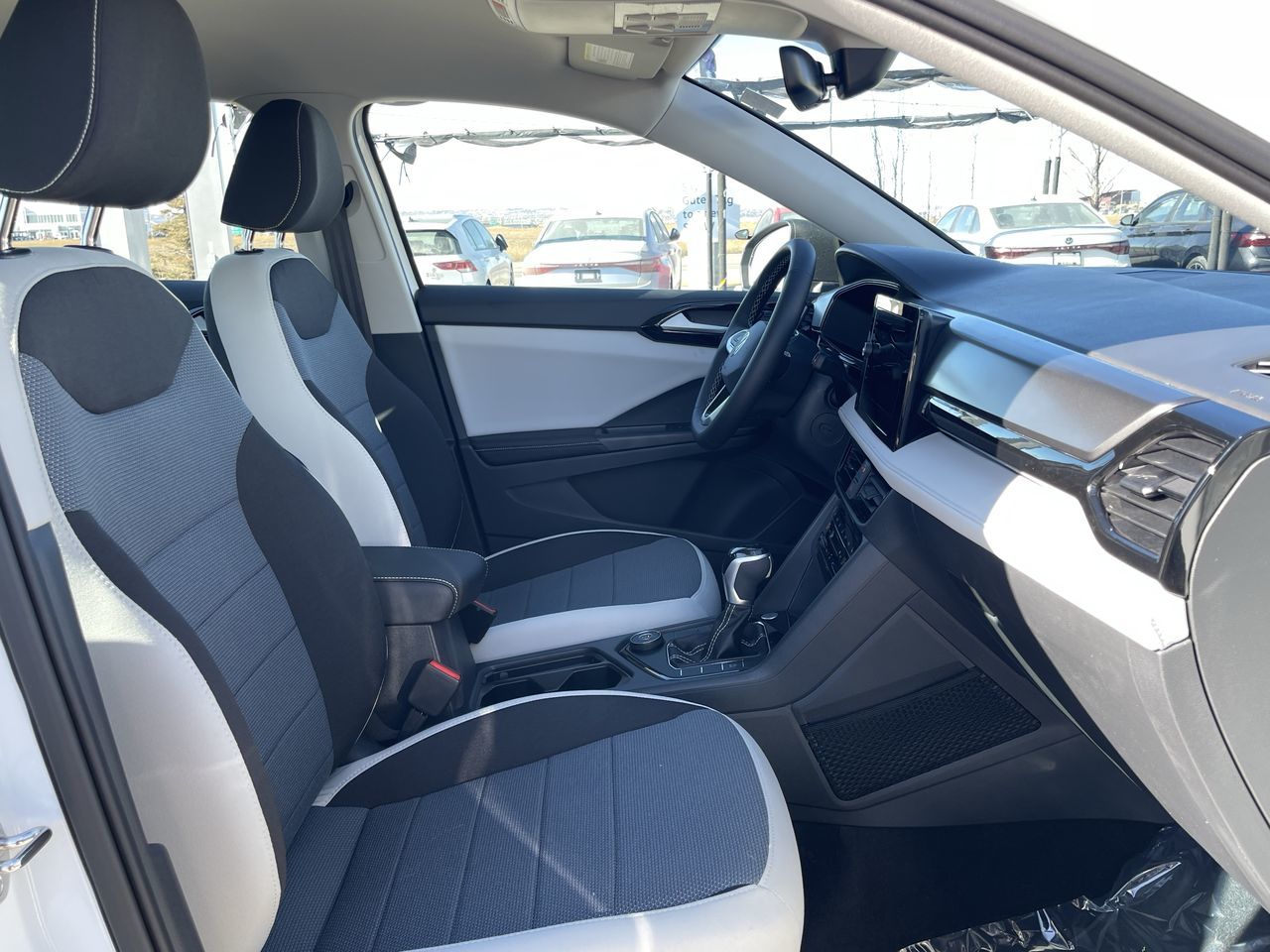 2025 Volkswagen Taos