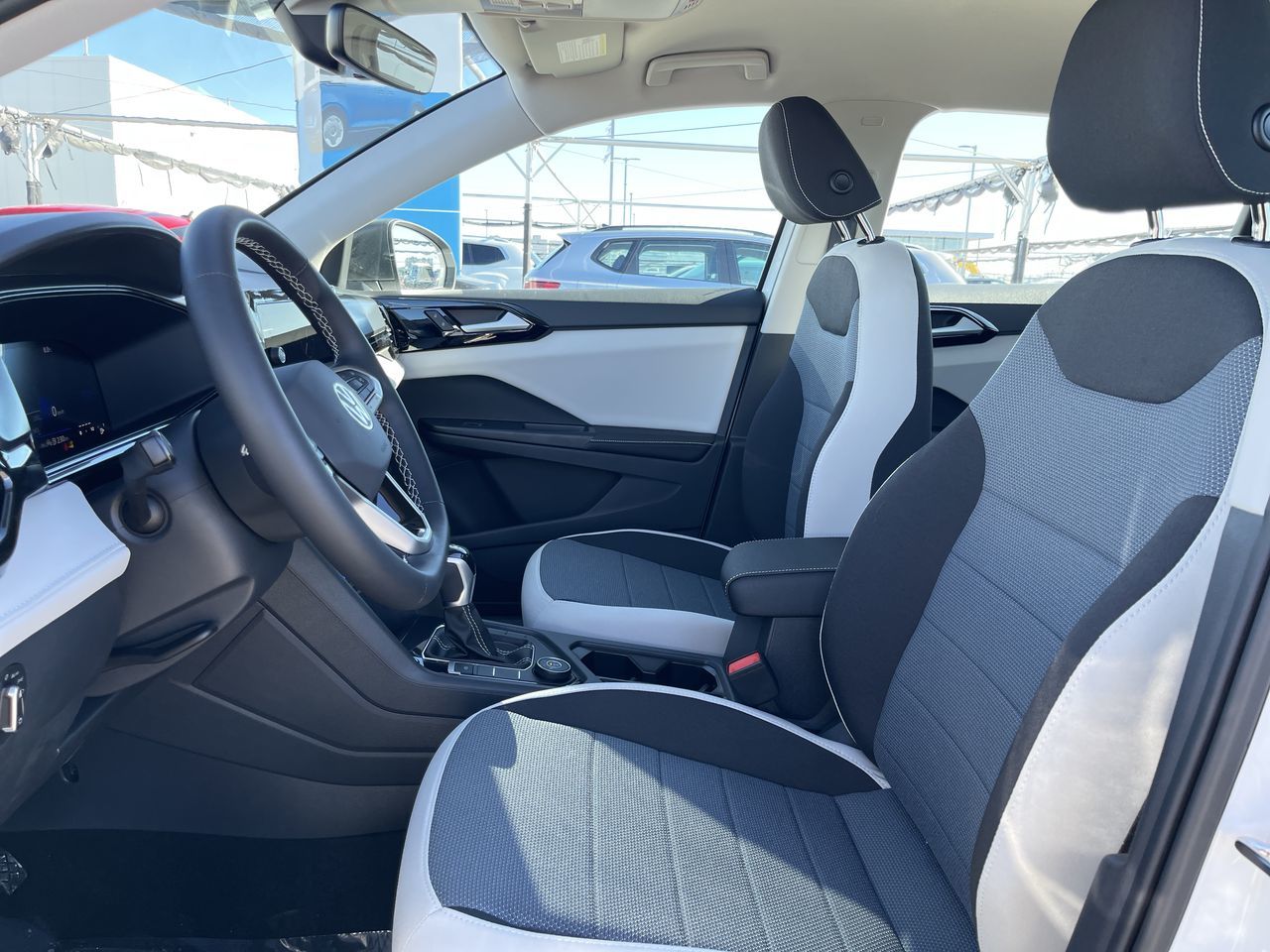 2025 Volkswagen Taos