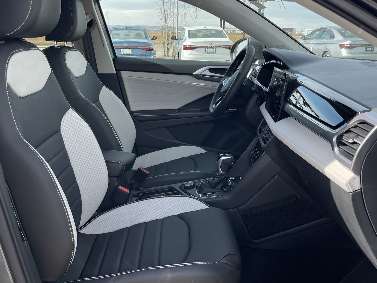 2025 Volkswagen Taos