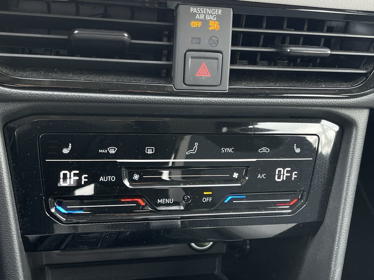 2025 Volkswagen Taos