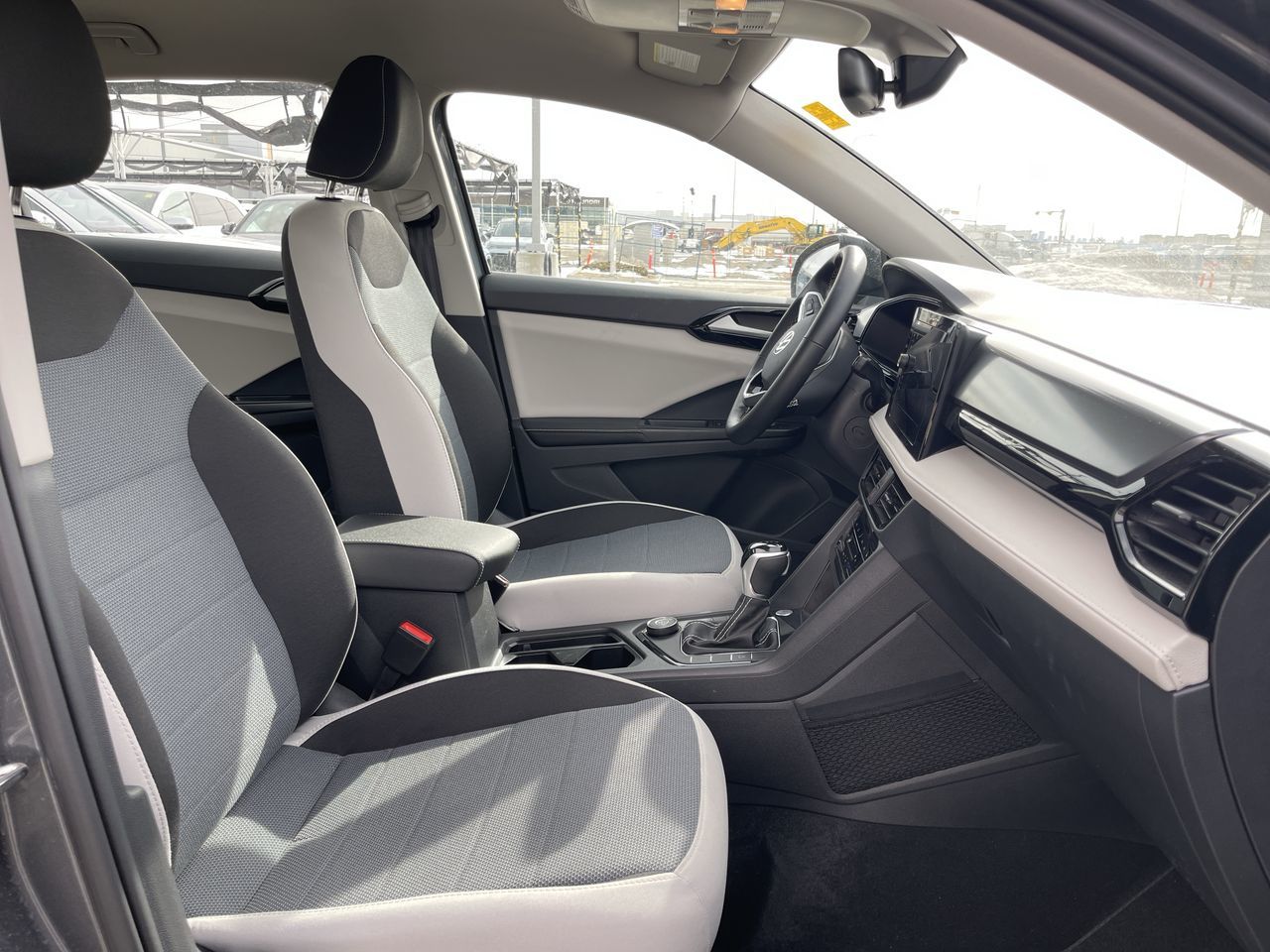 2025 Volkswagen Taos