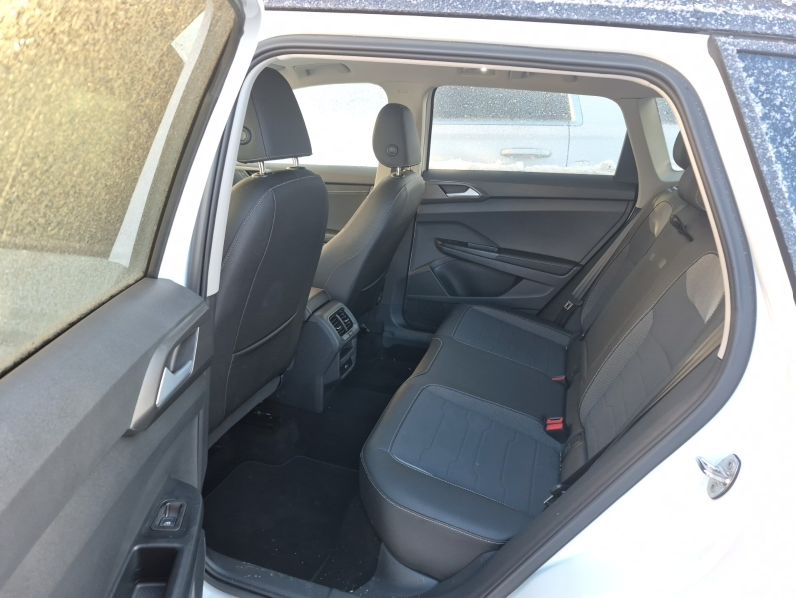 2025 Volkswagen Taos