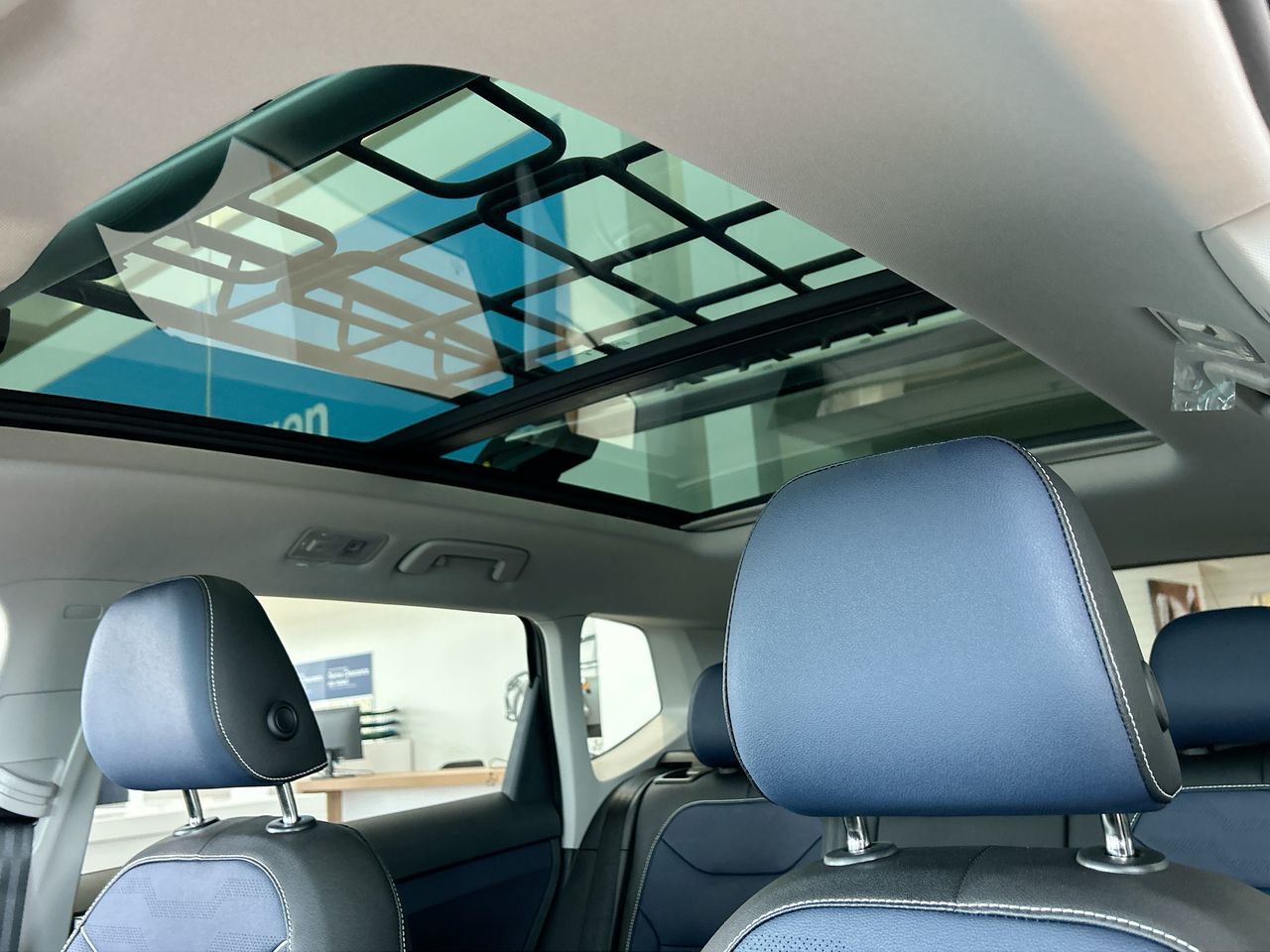 2025 Volkswagen Taos