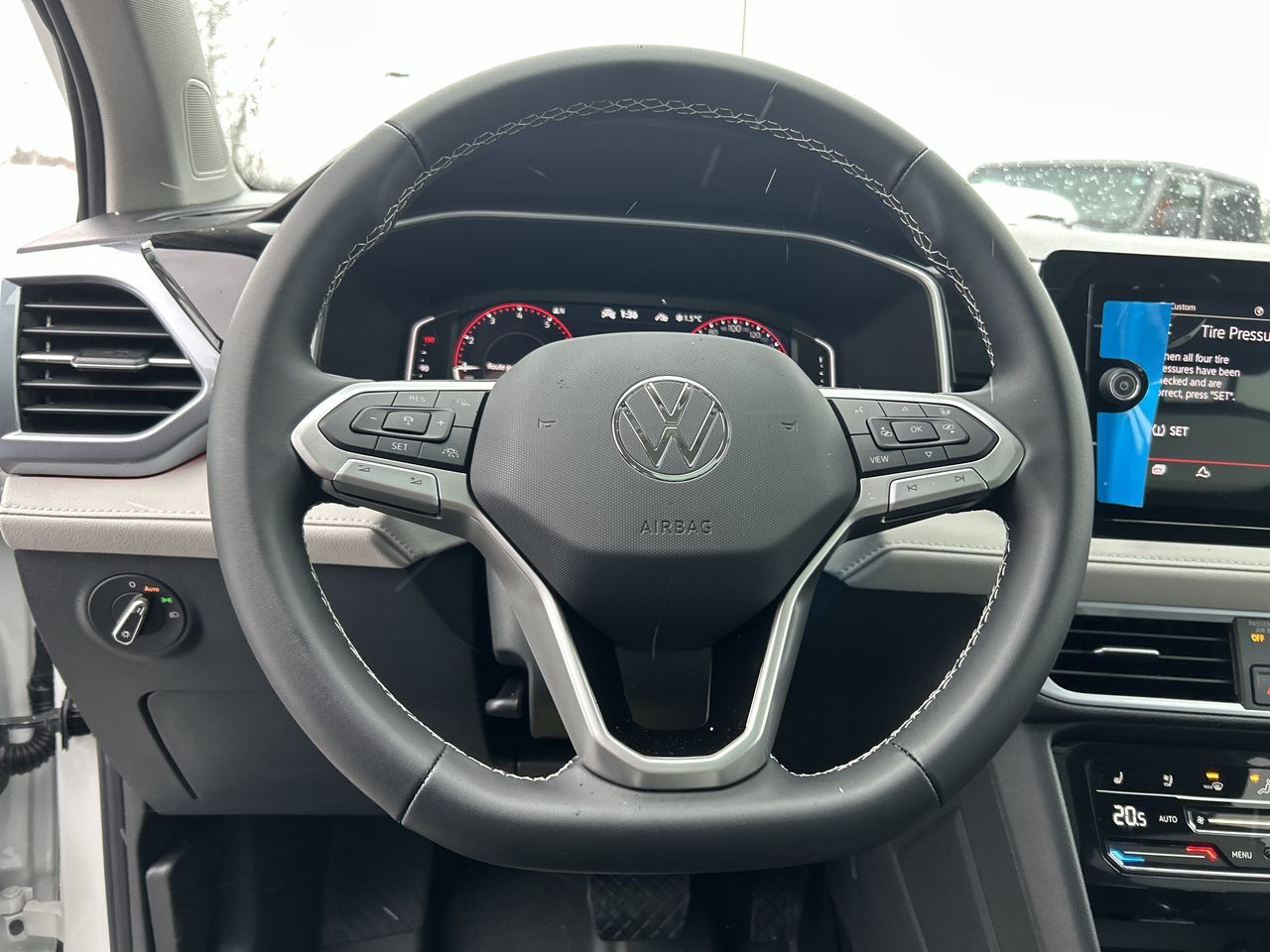 2026 Volkswagen Taos
