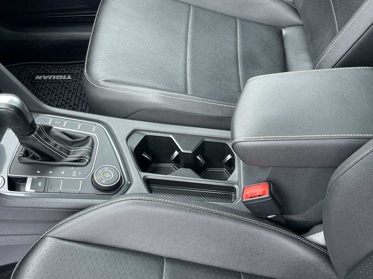 2021 Volkswagen Tiguan in Calgary, Alberta
