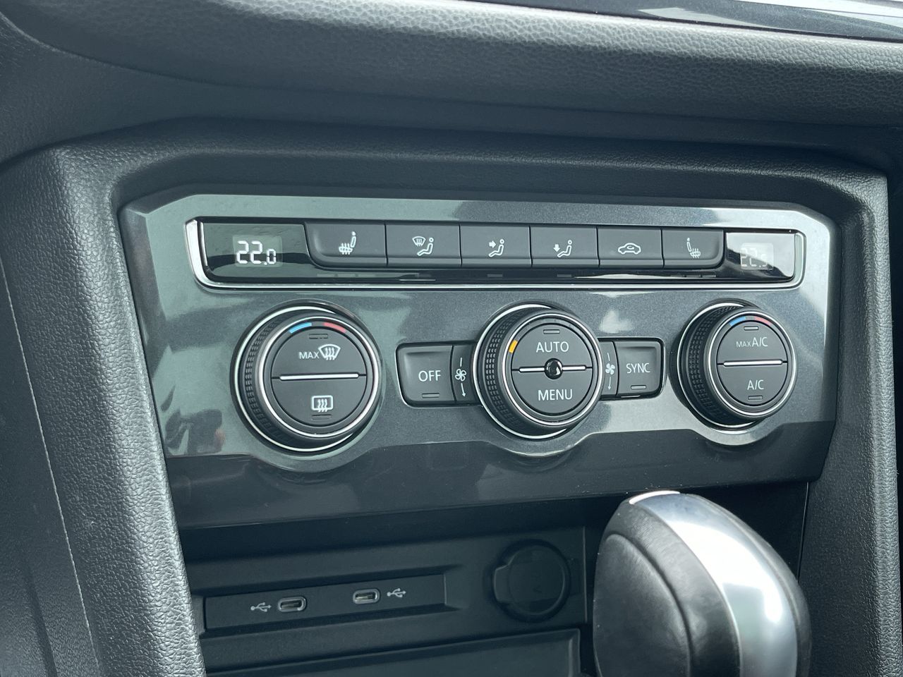 2021 Volkswagen Tiguan in Calgary, Alberta