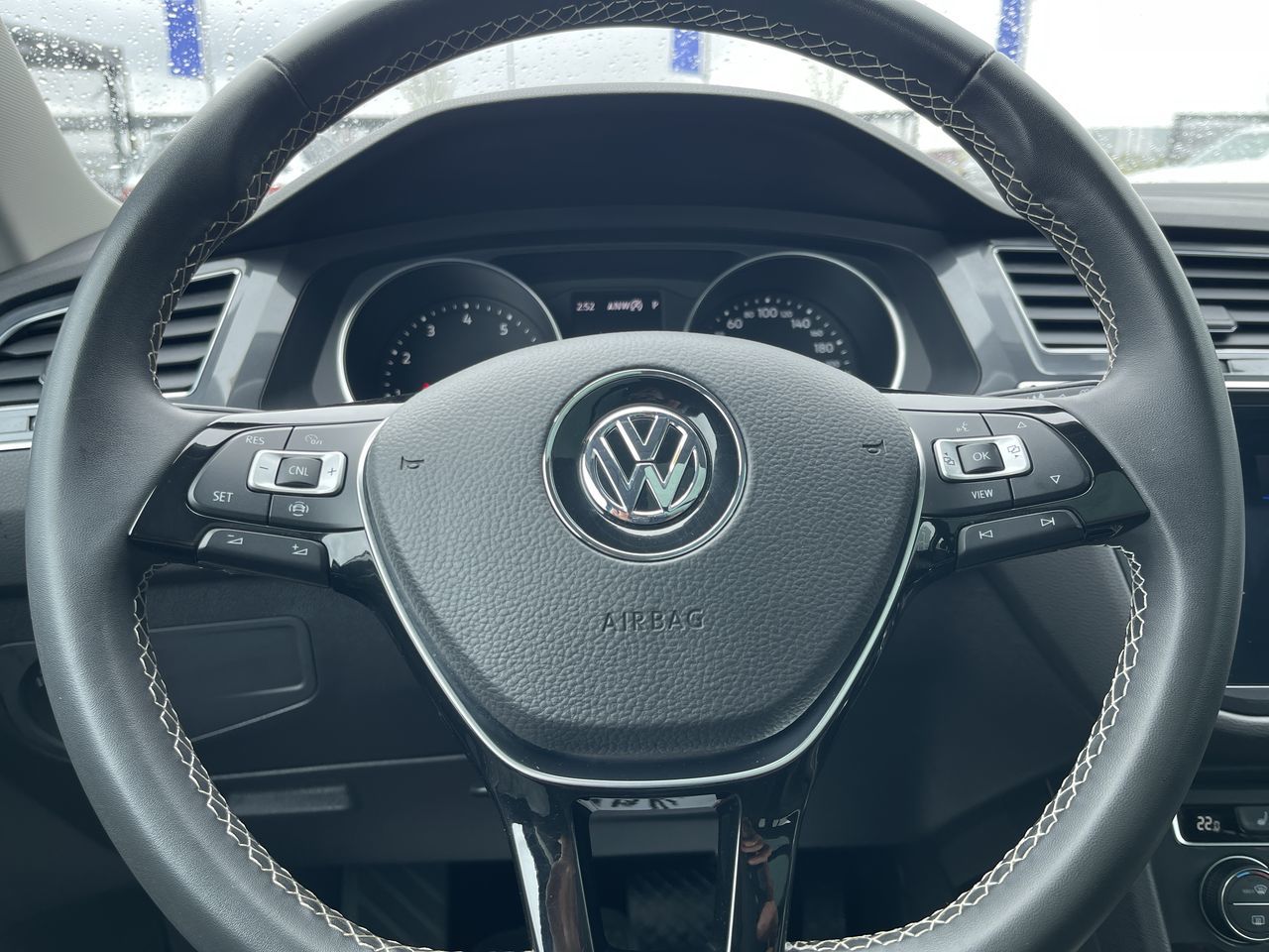 2021 Volkswagen Tiguan in Calgary, Alberta