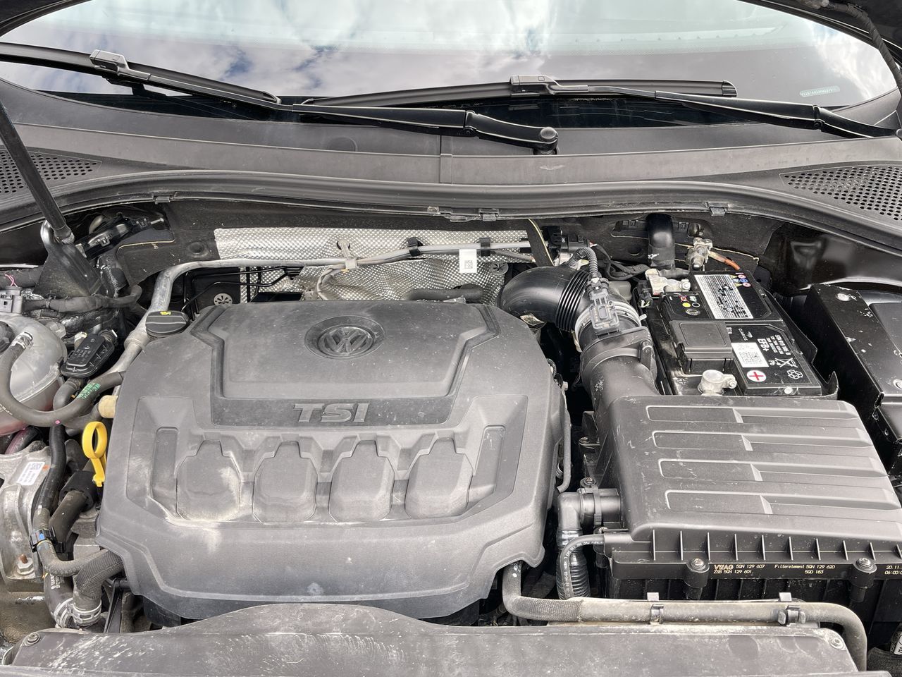 2021 Volkswagen Tiguan in Calgary, Alberta