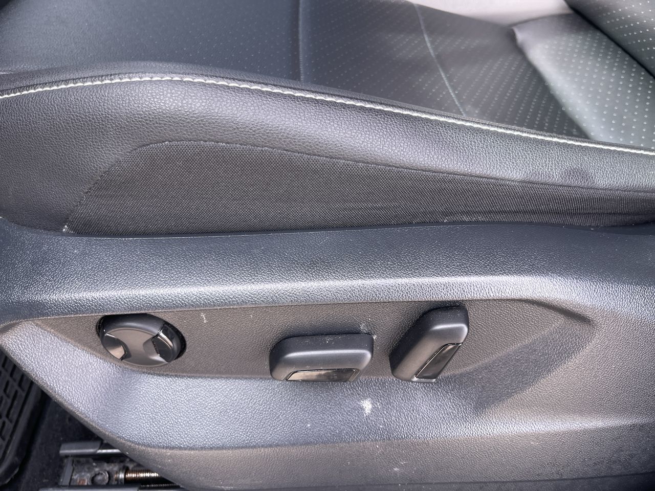 Volkswagen Tiguan  2021 à Calgary, Alberta