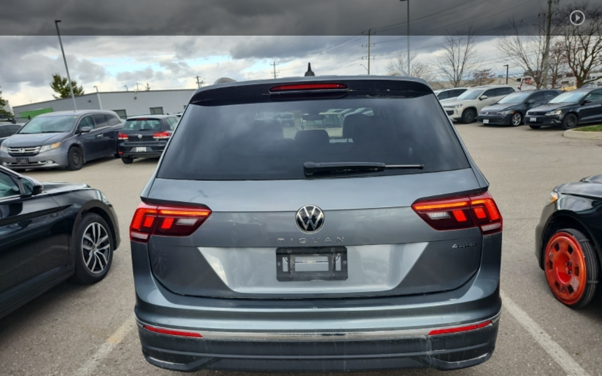 Volkswagen Tiguan  2022 à Calgary, Alberta