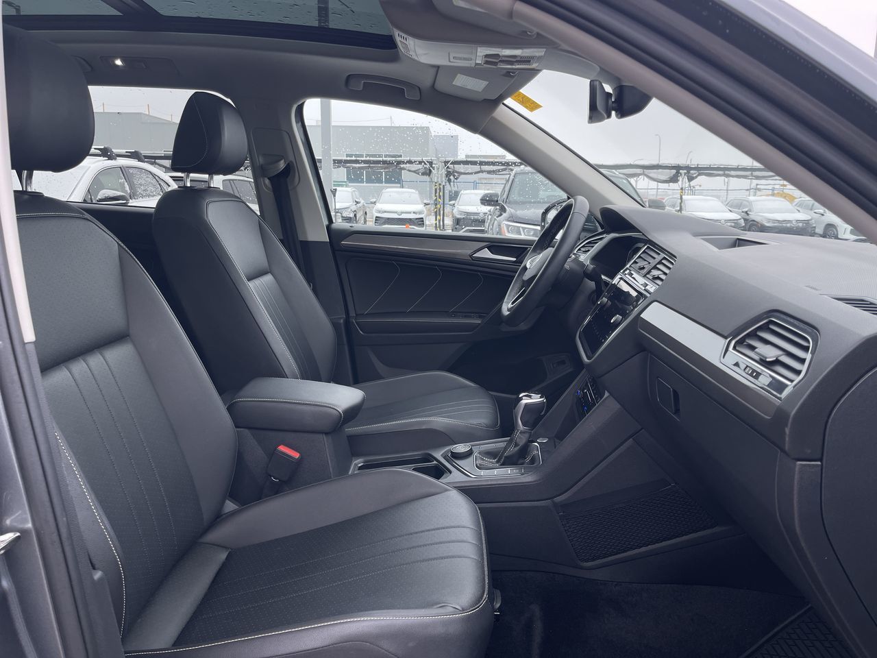 Voxcar VOLKSWAGEN Tiguan SUV in , CALGARY