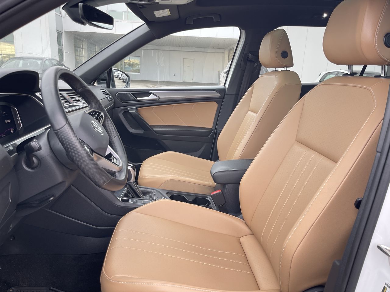 Volkswagen Tiguan  2023 à Calgary, Alberta