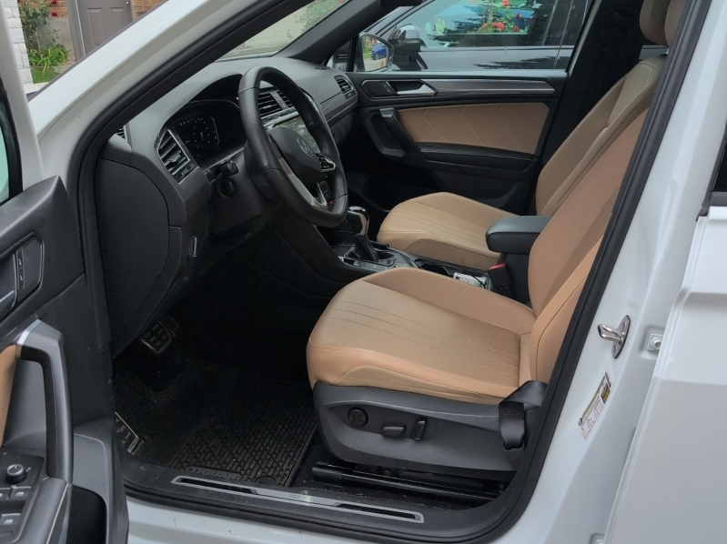 Volkswagen Tiguan  2023 à Calgary, Alberta