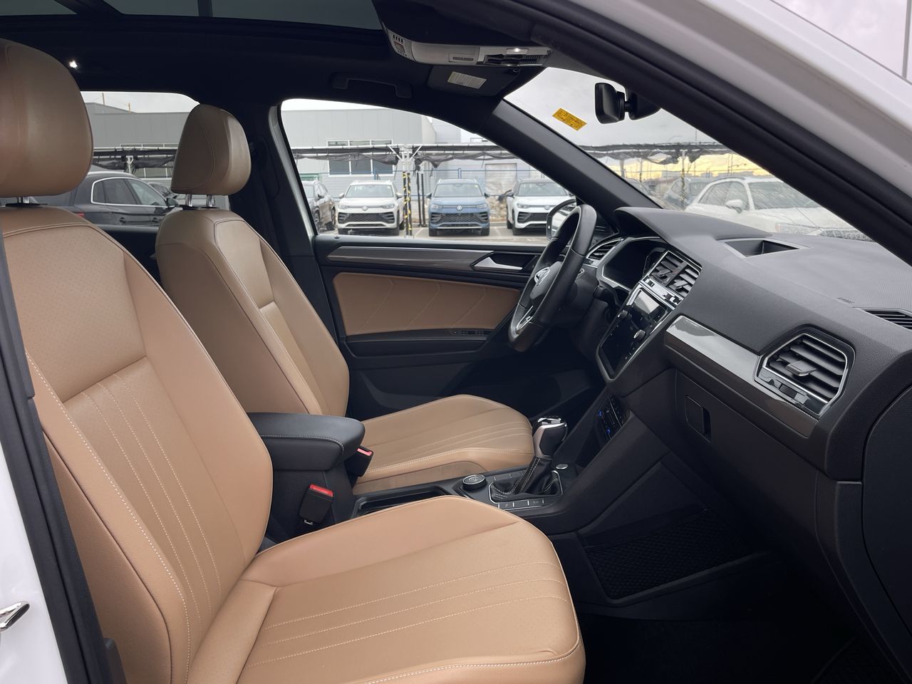 Volkswagen Tiguan  2023 à Calgary, Alberta