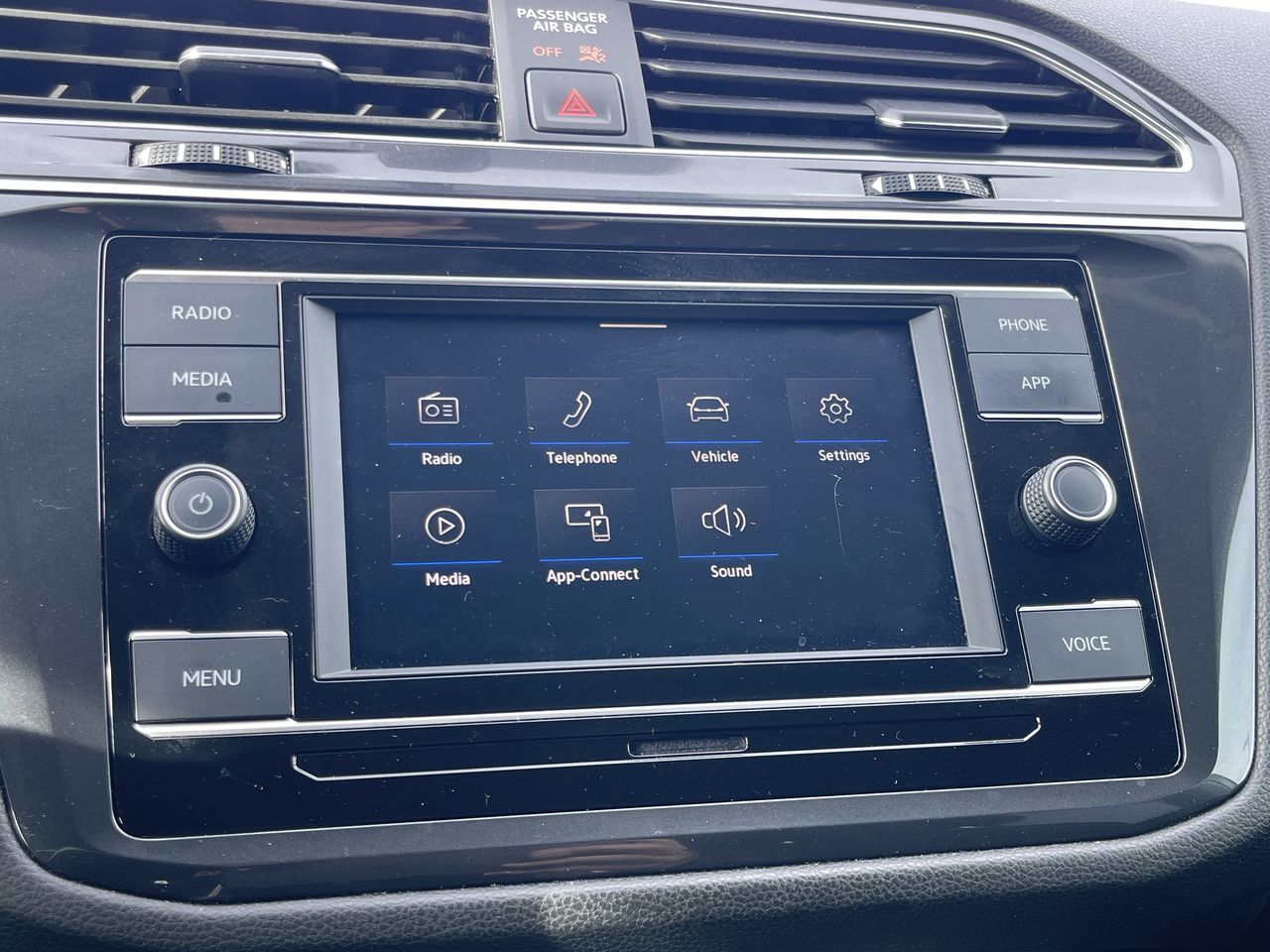 Volkswagen Tiguan  2023 à Calgary, Alberta