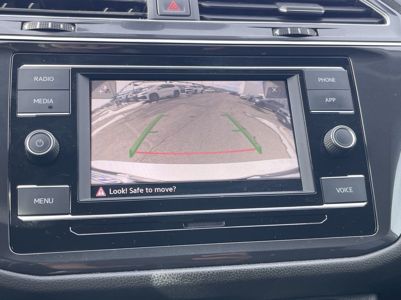 Volkswagen Tiguan  2023 à Calgary, Alberta