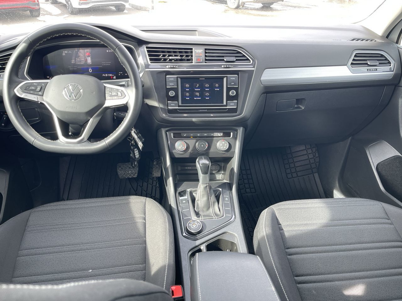 Volkswagen Tiguan  2023 à Calgary, Alberta