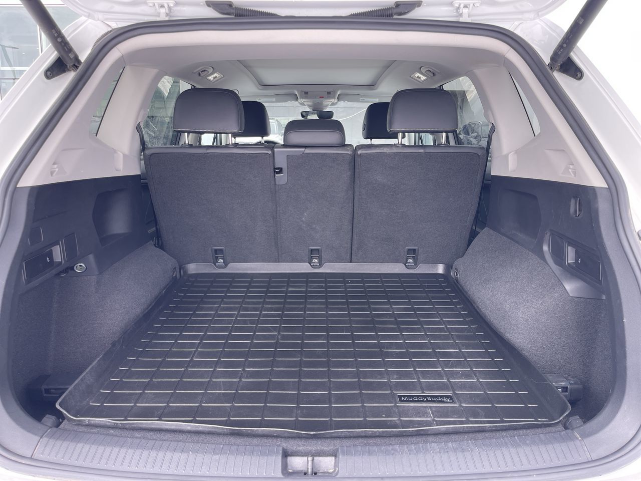 2023 Volkswagen Tiguan in Calgary, Alberta