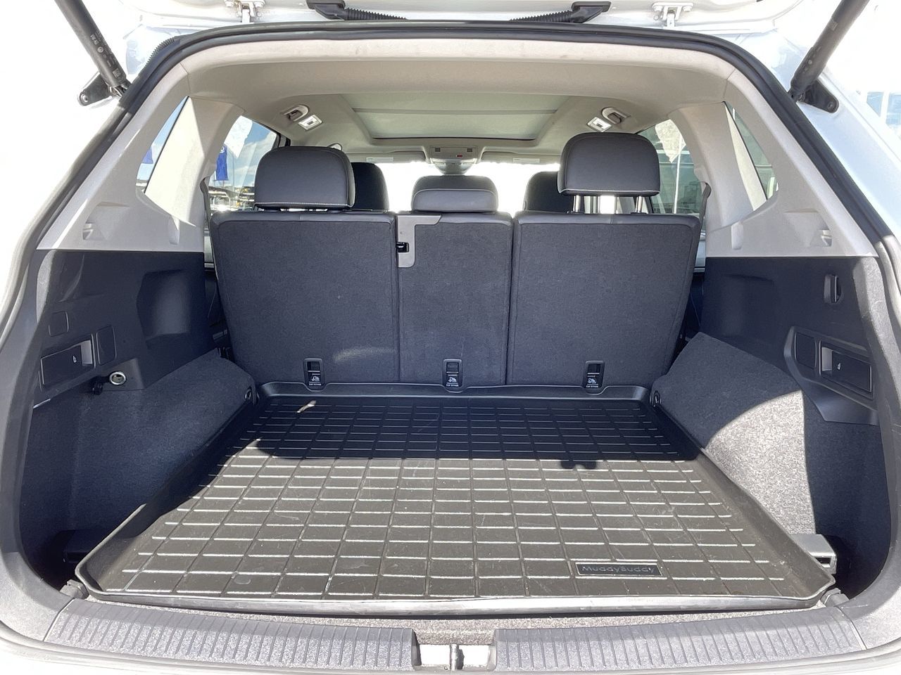 2023 Volkswagen Tiguan in Calgary, Alberta
