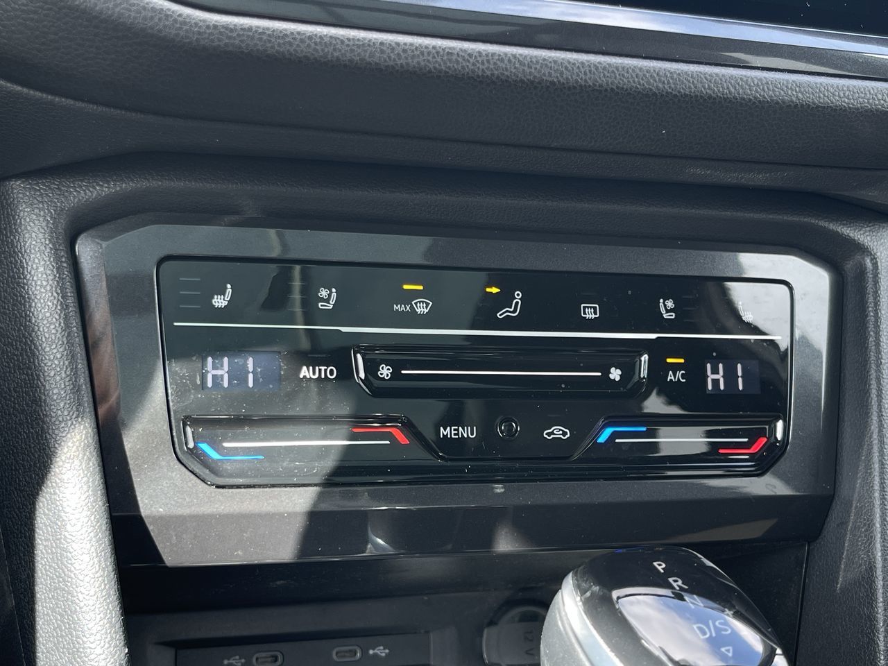 2023 Volkswagen Tiguan in Calgary, Alberta