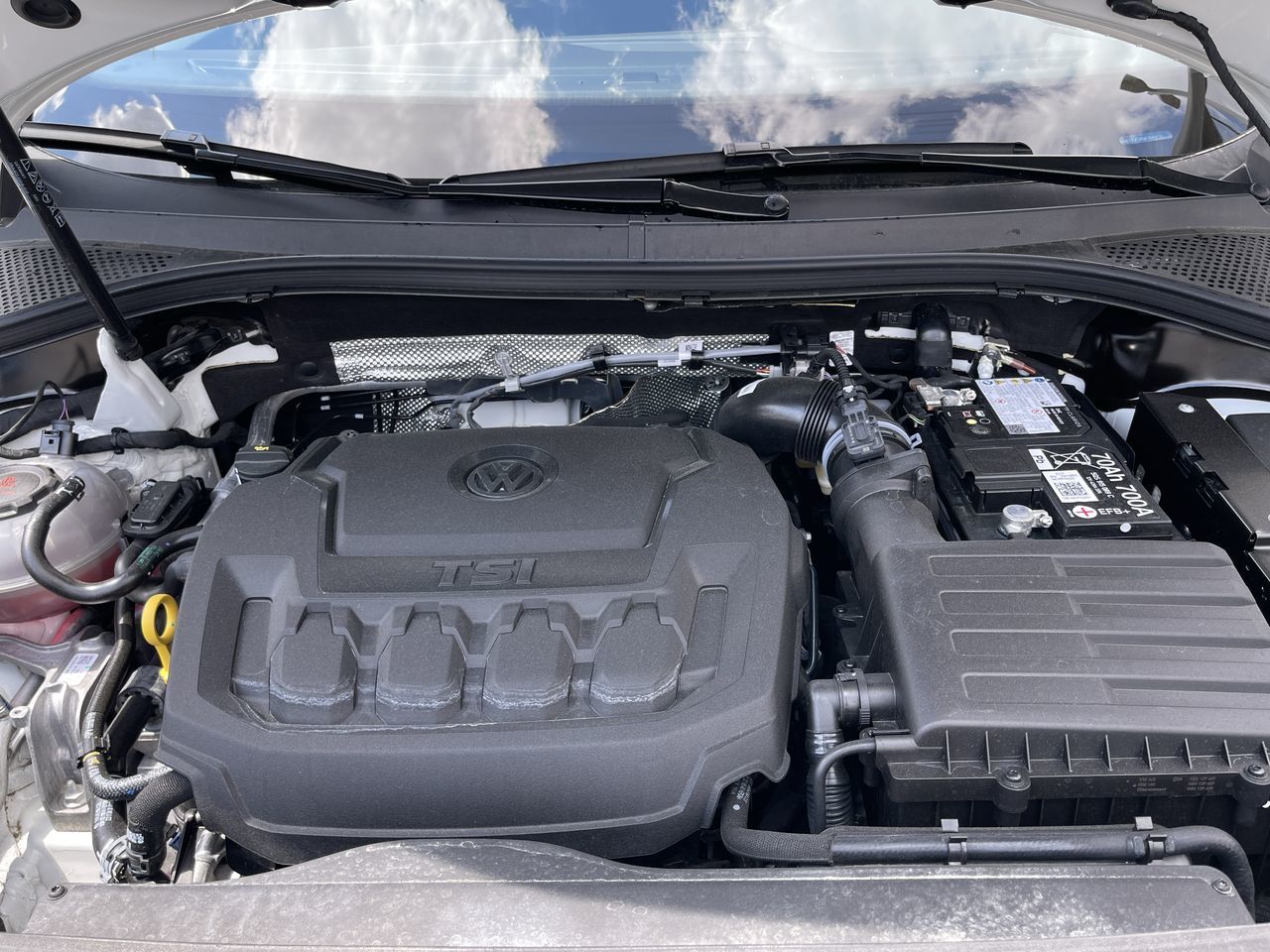 2024 Volkswagen Tiguan in Calgary, Alberta
