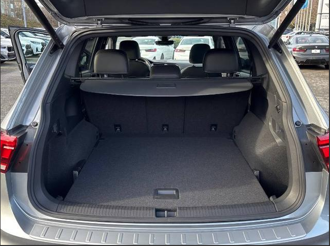 2024 Volkswagen Tiguan in Calgary, Alberta