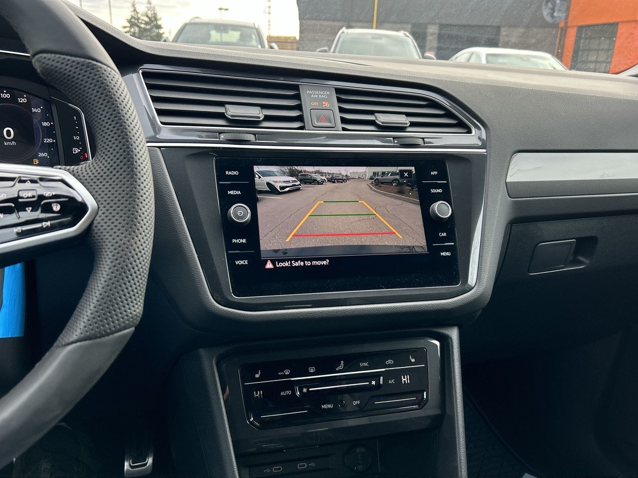 Volkswagen Tiguan  2024 à Calgary, Alberta