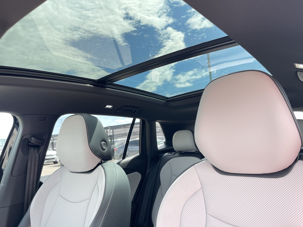 2025 Volkswagen Tiguan in Calgary, Alberta