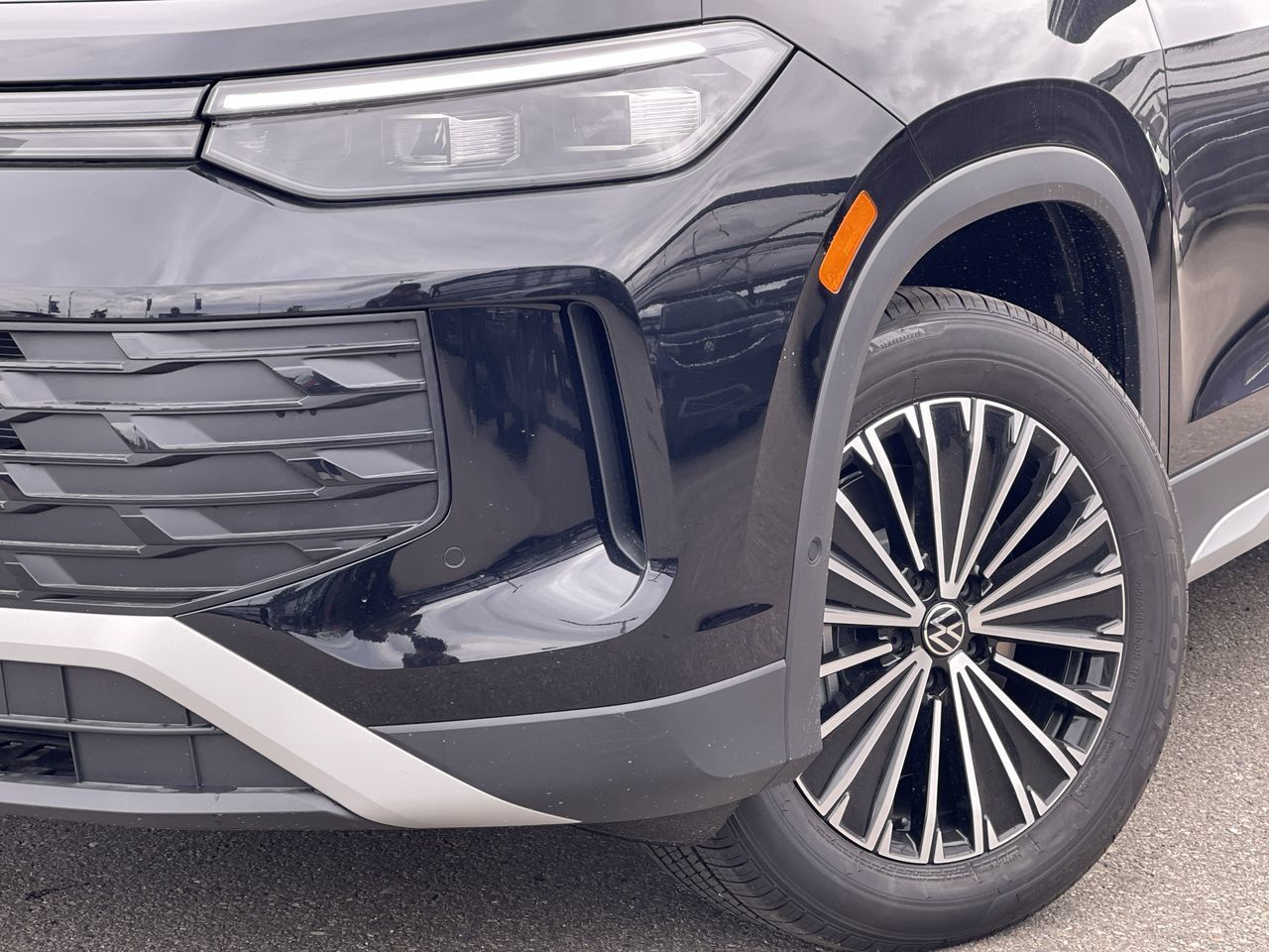 2025 Volkswagen Tiguan in Calgary, Alberta