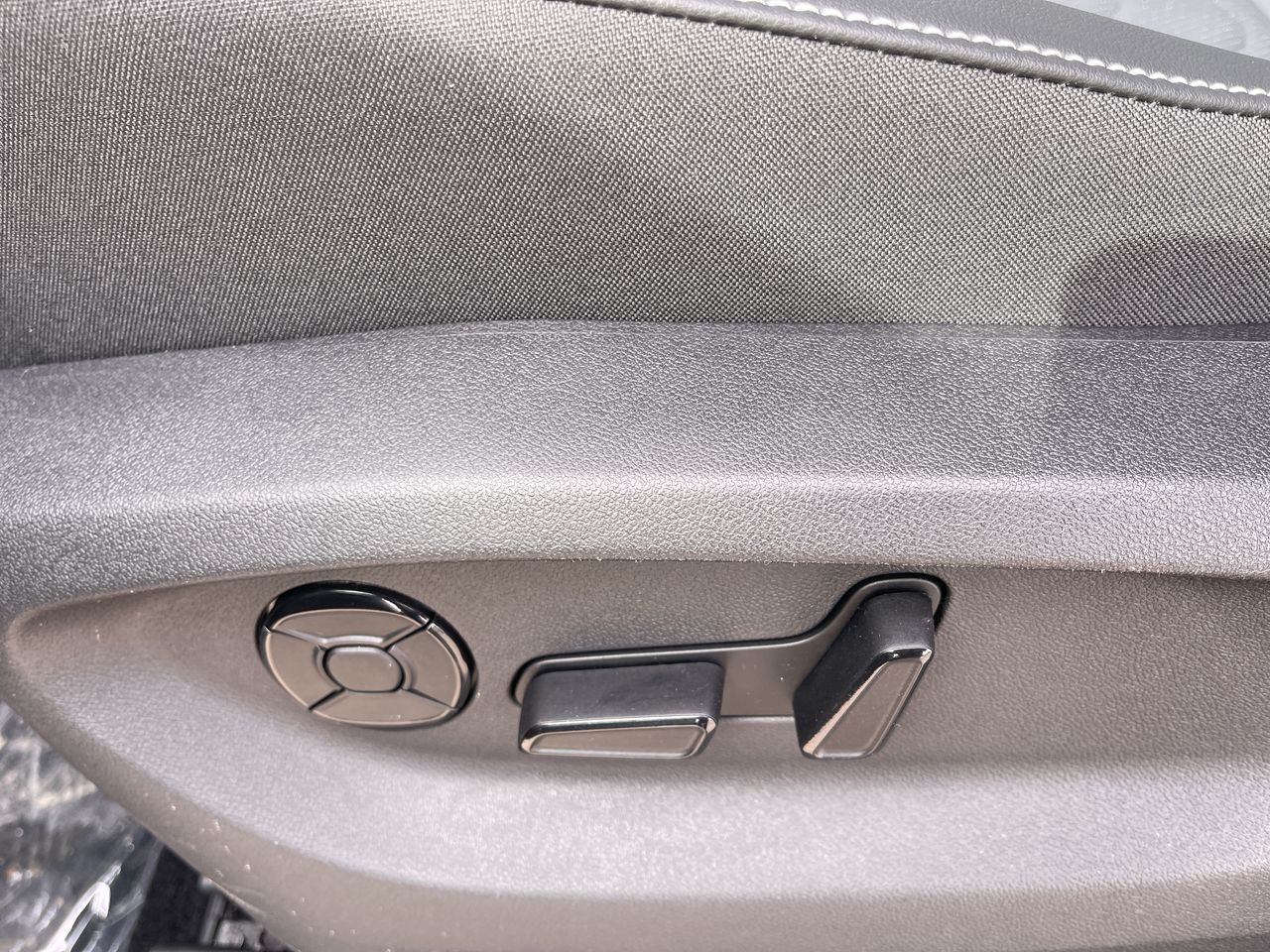 Volkswagen Tiguan  2026 à Calgary, Alberta