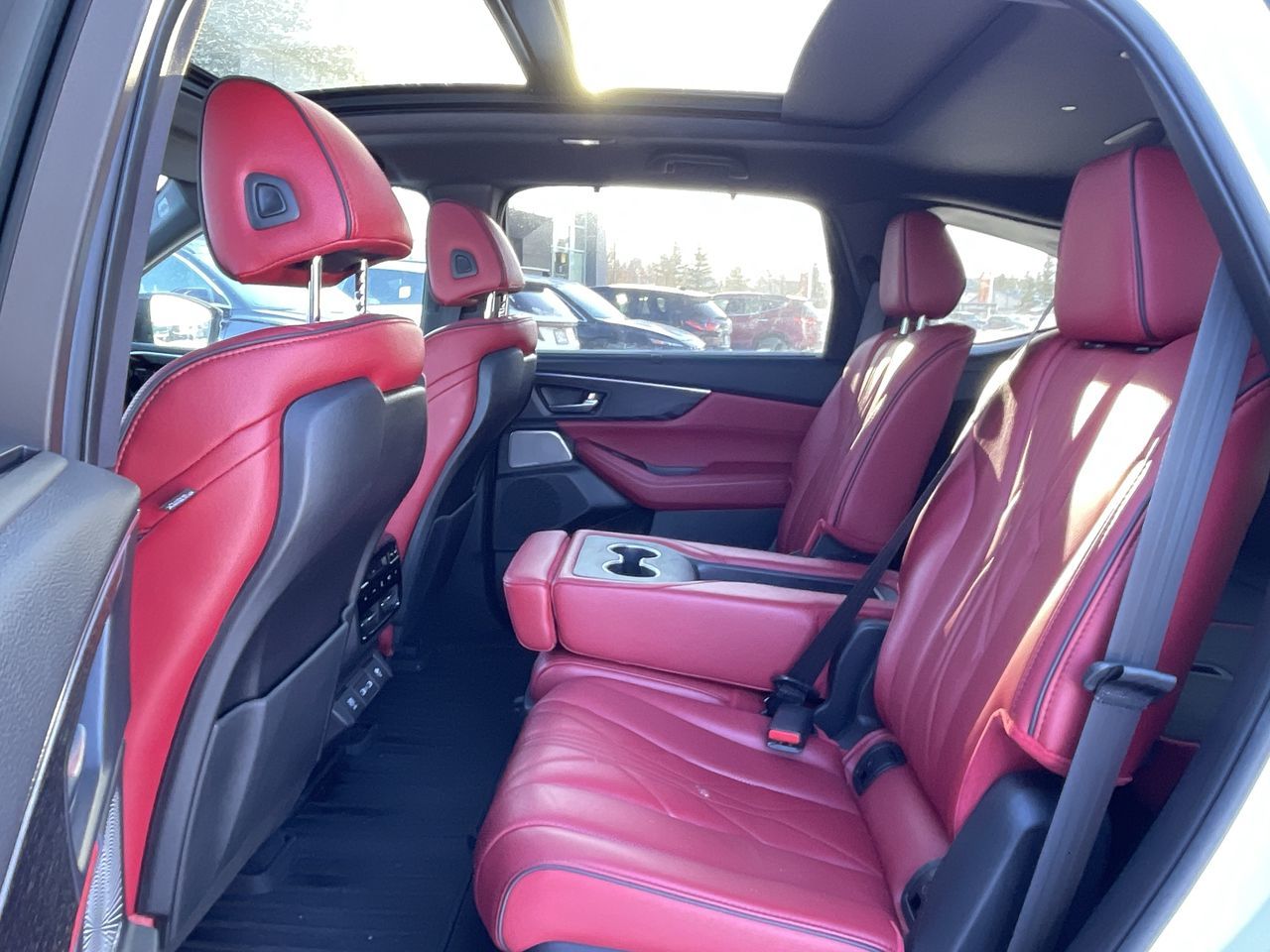 Acura MDX  2024 à Calgary, Alberta