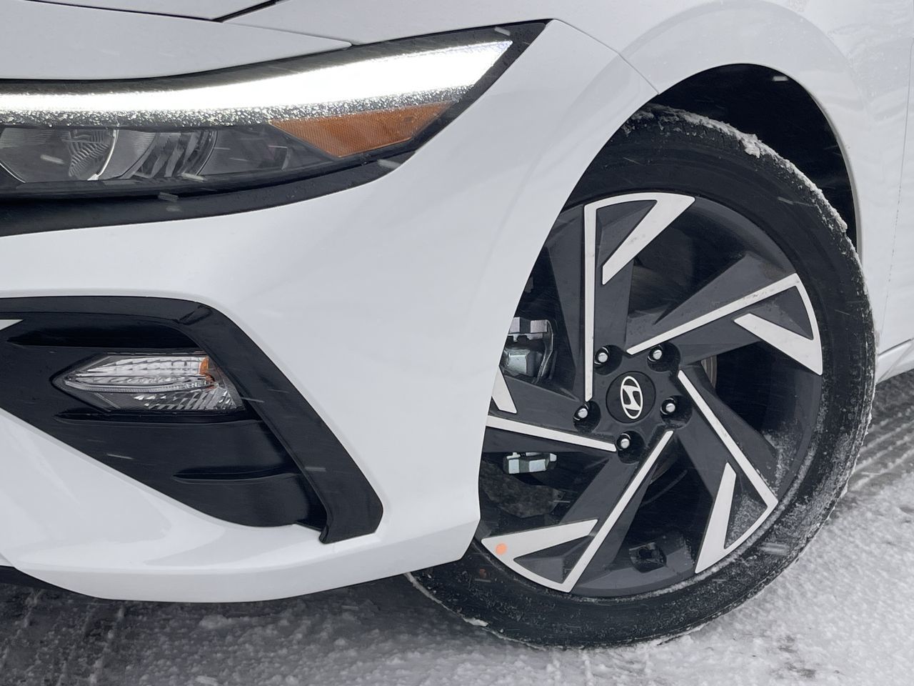 2026 Hyundai Elantra Hybrid