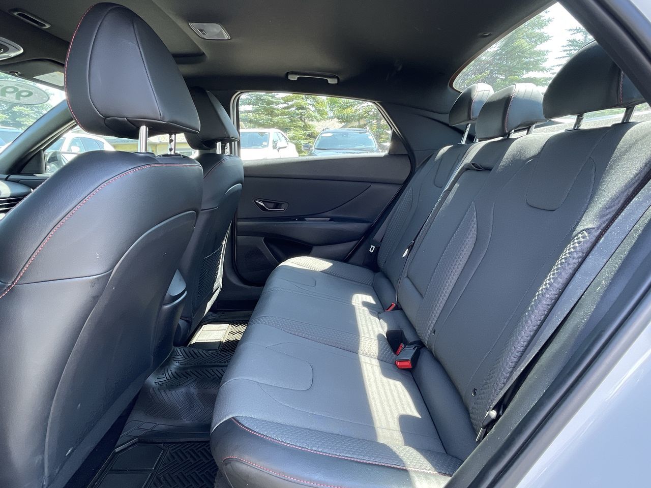 2022 Hyundai Elantra Sedan