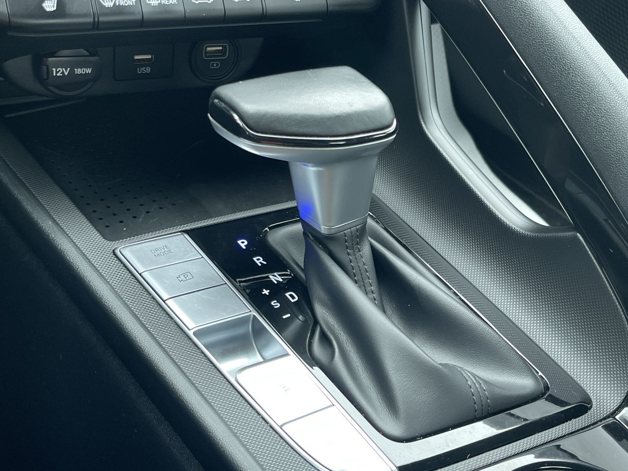 2022 Hyundai Elantra Sedan in Calgary, Alberta