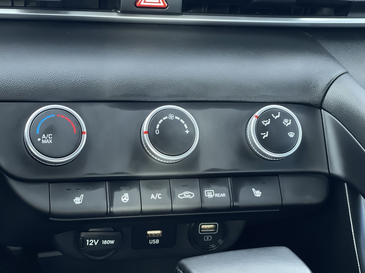 2023 Hyundai Elantra Sedan