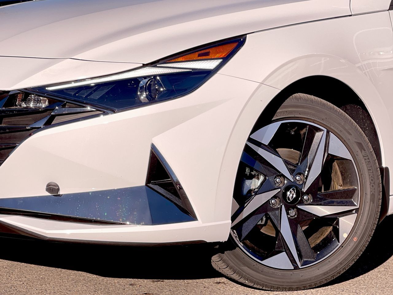 Hyundai Elantra  2023 à Calgary, Alberta