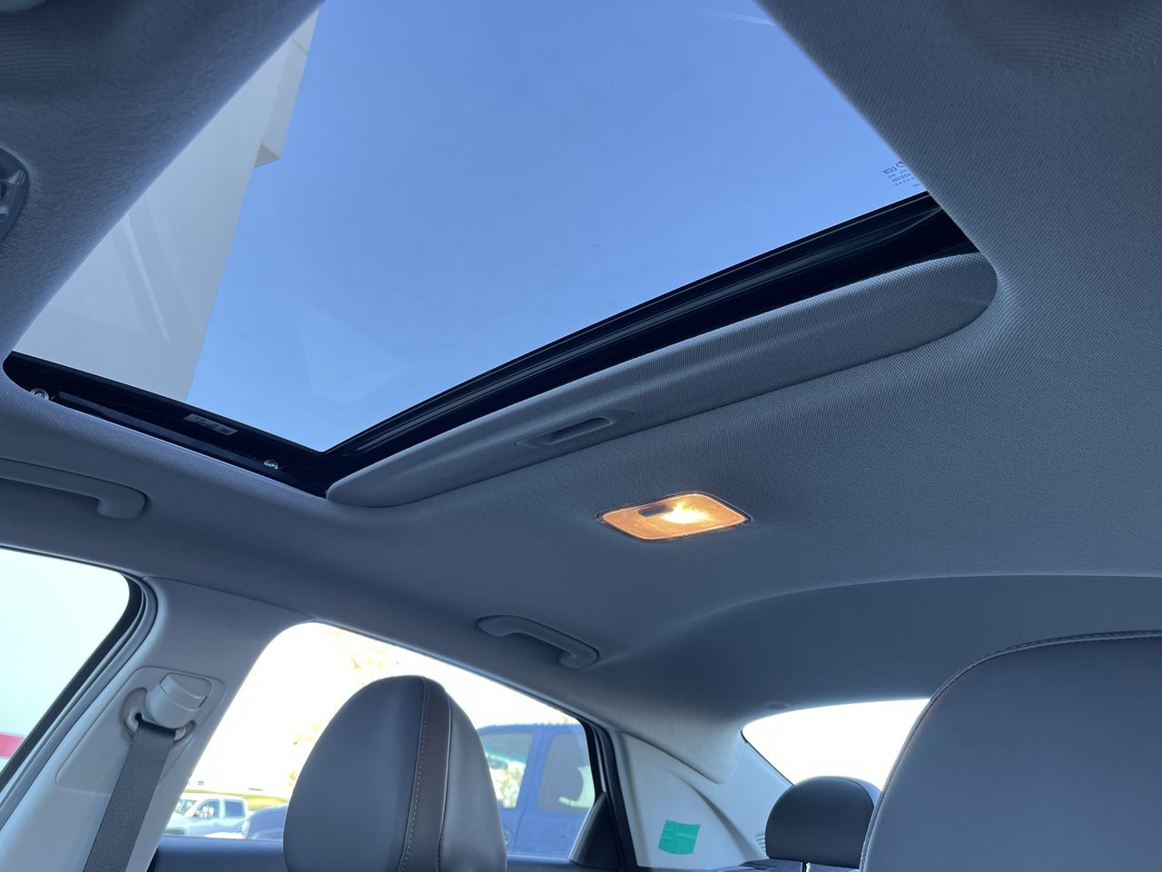 Hyundai Elantra  2023 à Calgary, Alberta