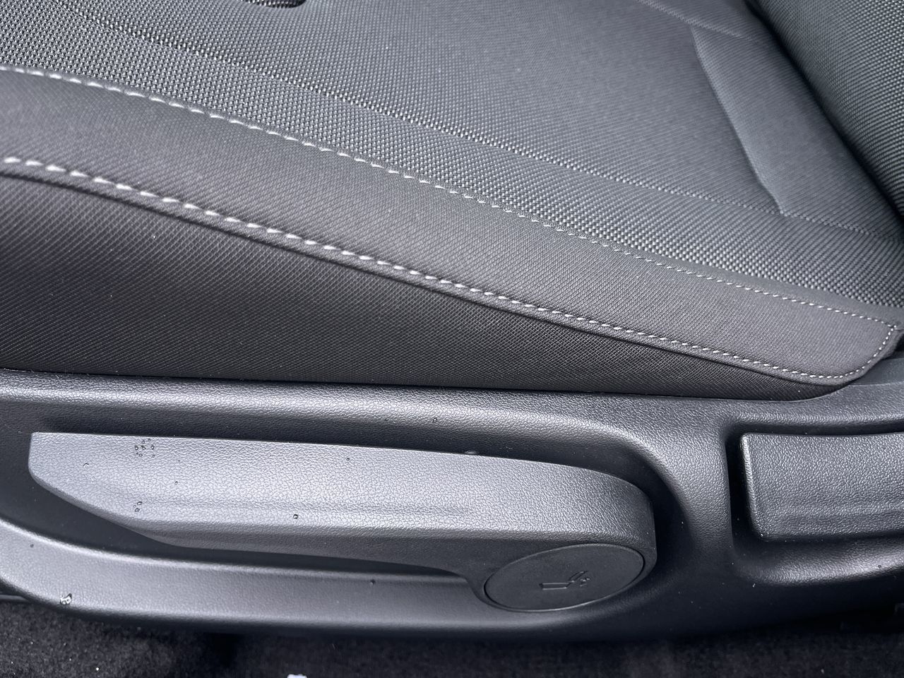 2025 Hyundai Elantra in Calgary, Alberta