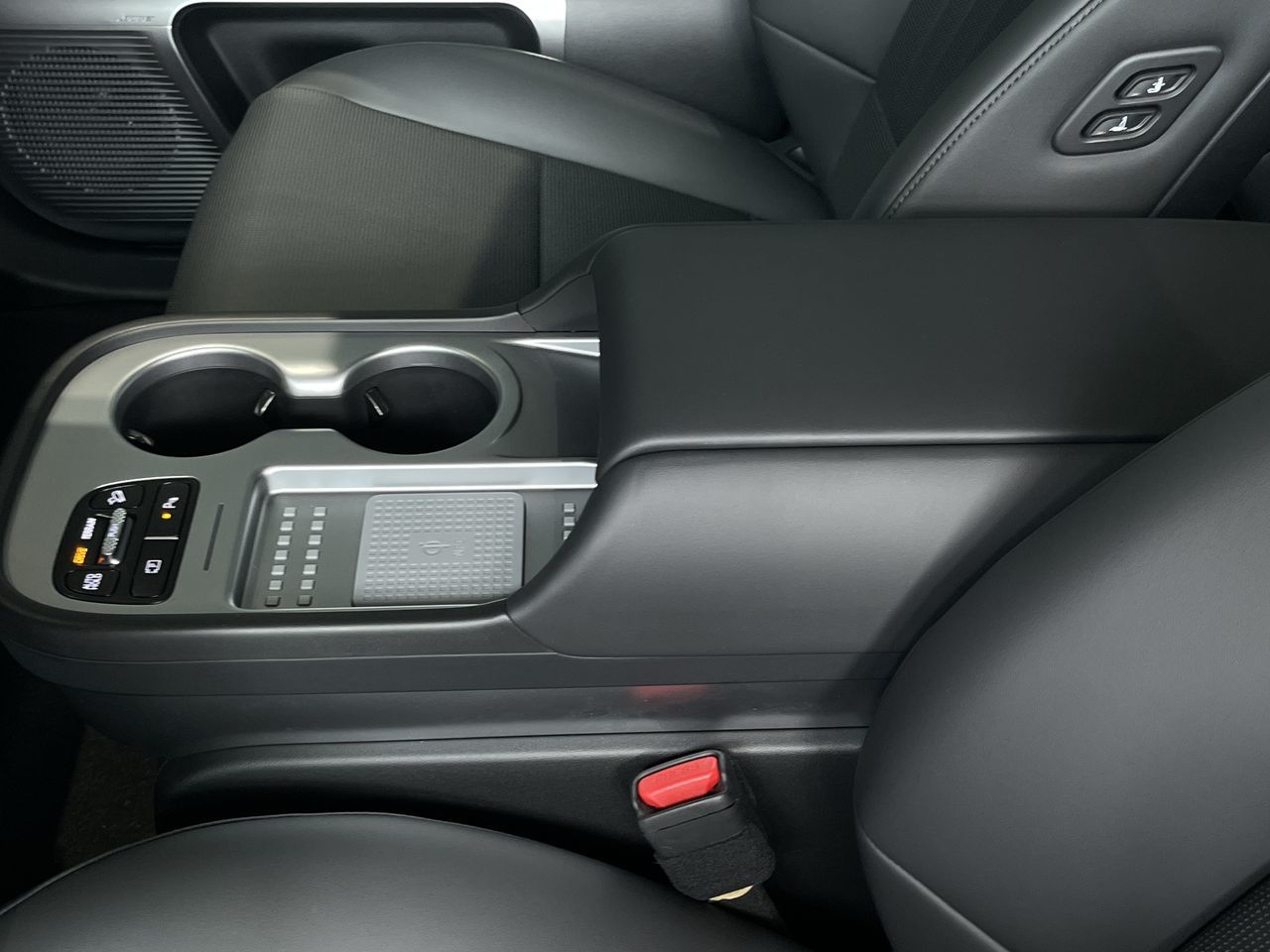 2026 Hyundai IONIQ 9 in Calgary, Alberta