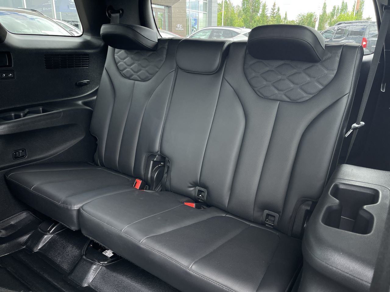 2022 Hyundai Palisade in Calgary, Alberta