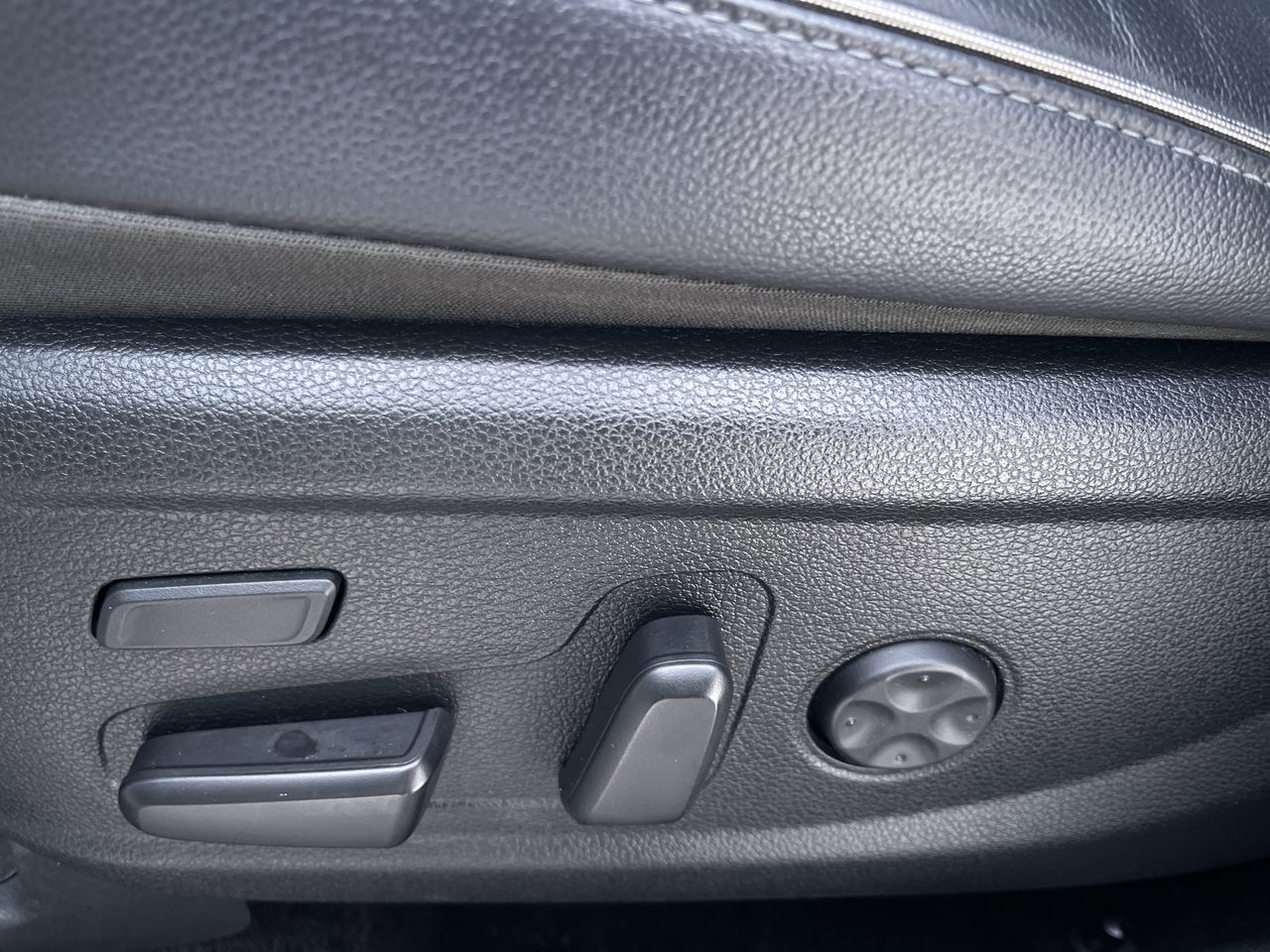 2022 Hyundai Santa Fe Hybrid in Calgary, Alberta