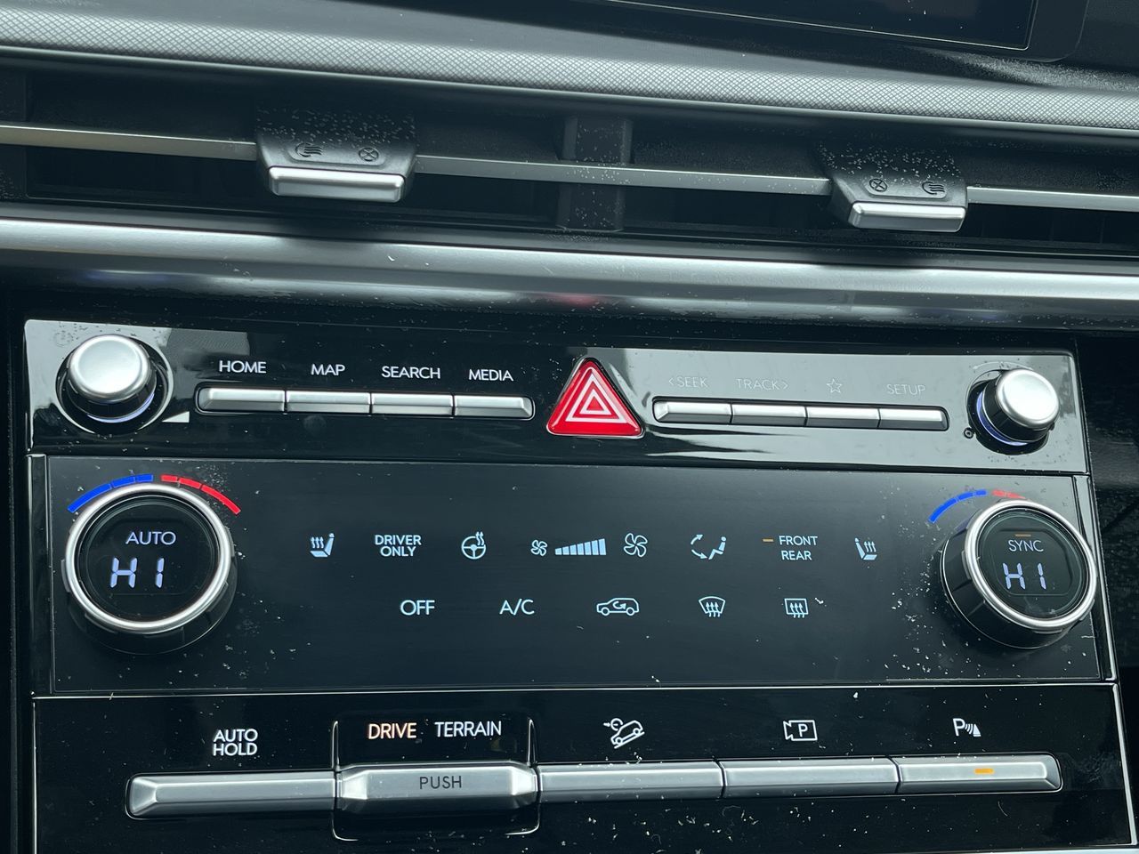 2025 Hyundai Santa Fe Hybrid in Calgary, Alberta